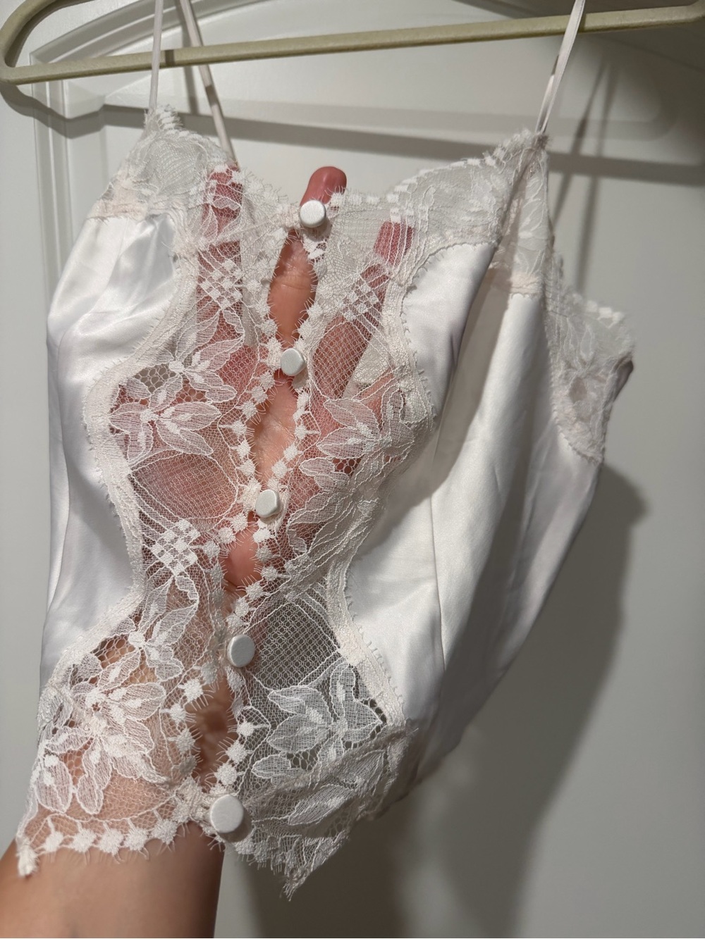 Victoria Secret Delicate Lace Satin Camisole - Picture 6 of 6